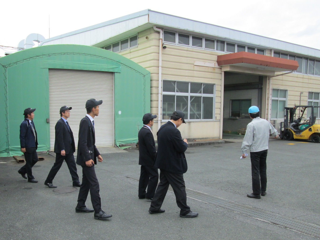 建設荷役車両安全技術協会 工場取材見学